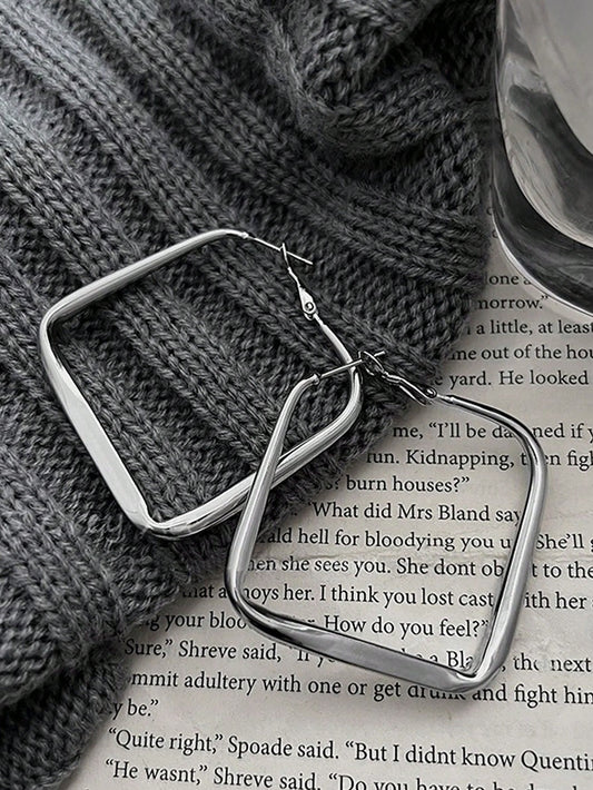 1pair Simple Luxury Fashionable Round Plain Earrings