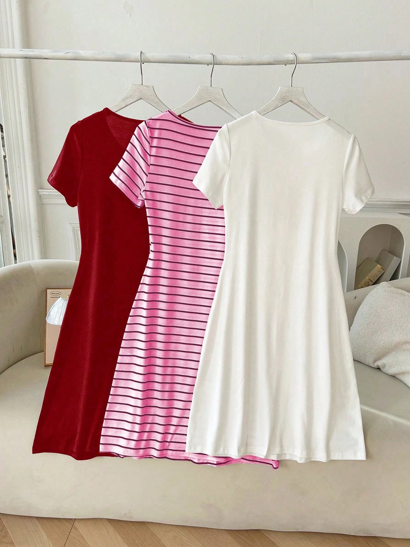 3 Sets Striped White & Red Dress Outfit