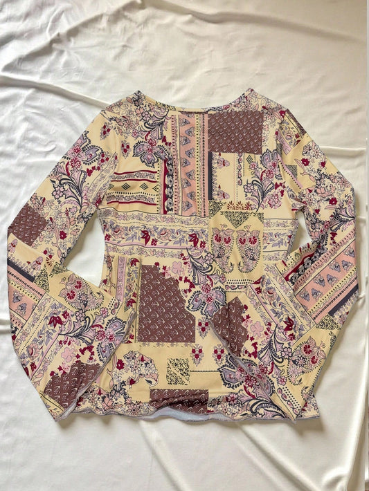 Women Casual Retro All-Over Print Bell Sleeve T-Shirt