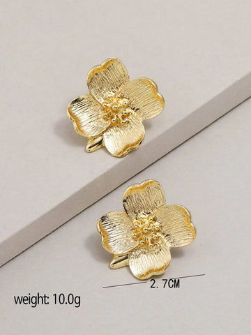 Flower Decor Stud Earrings shein