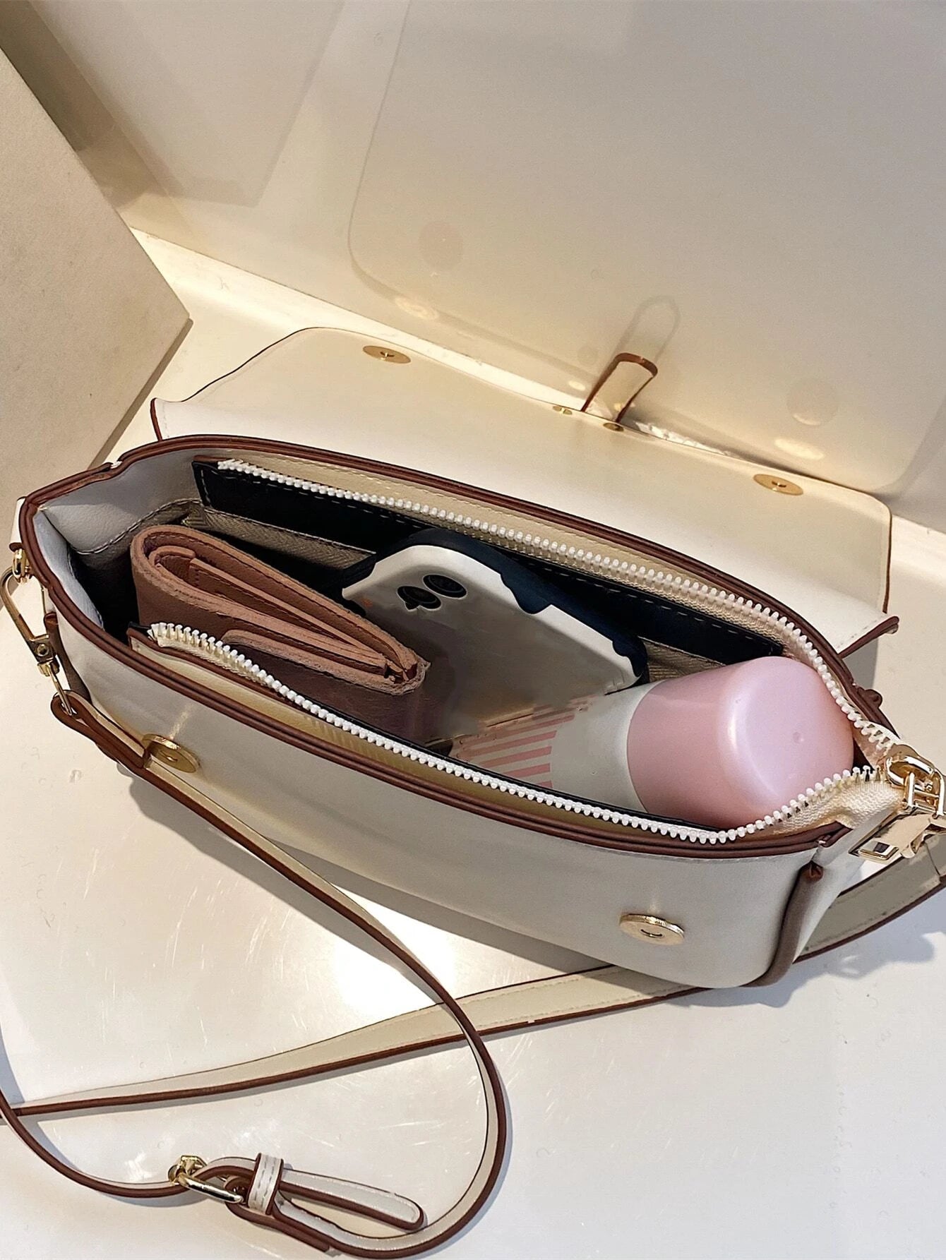 Lightweight,Business Casual Vintage Design Flap Square Bag shein