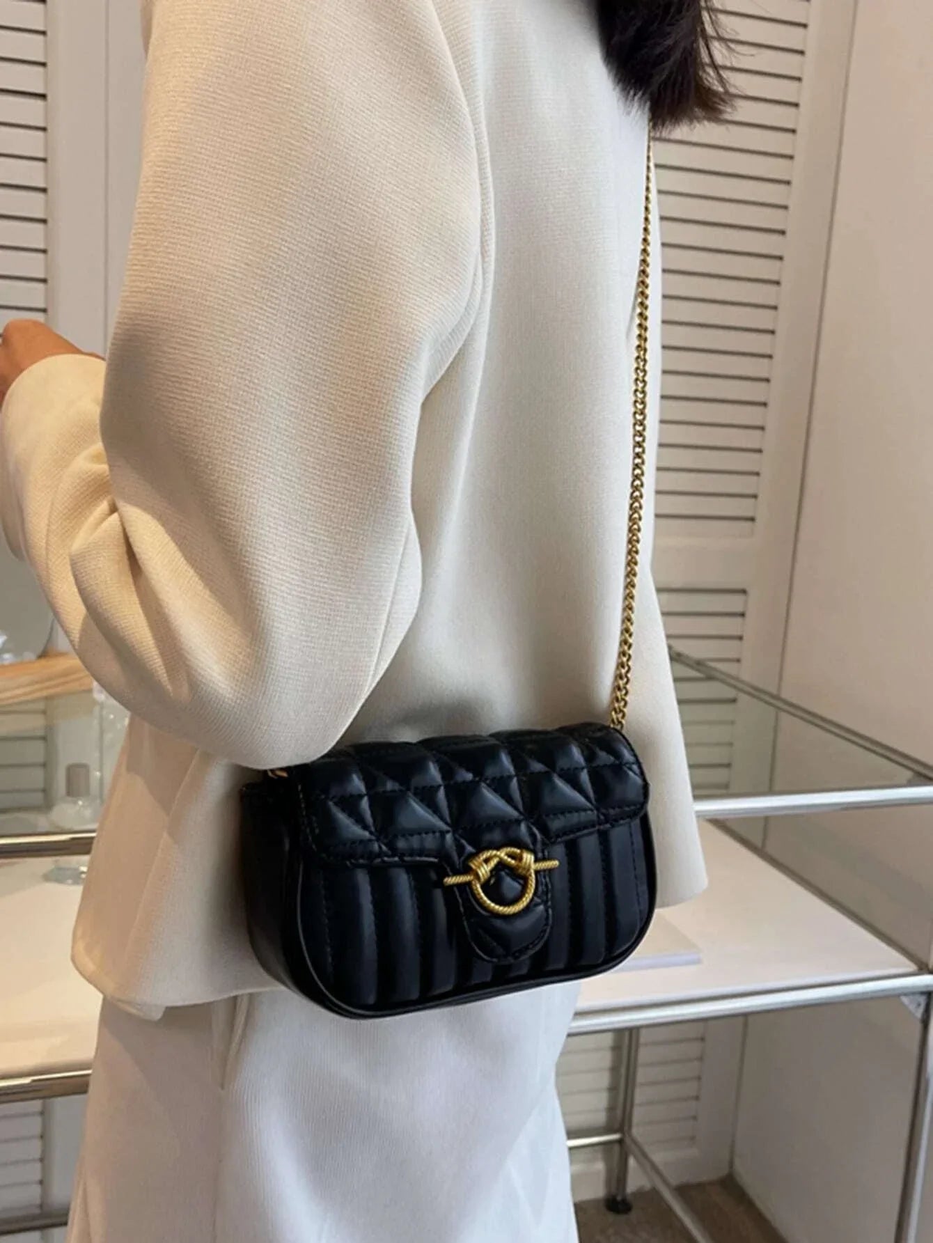 Lightweight,Business Casual Mini Quilted Flap Chain Square Bag shein