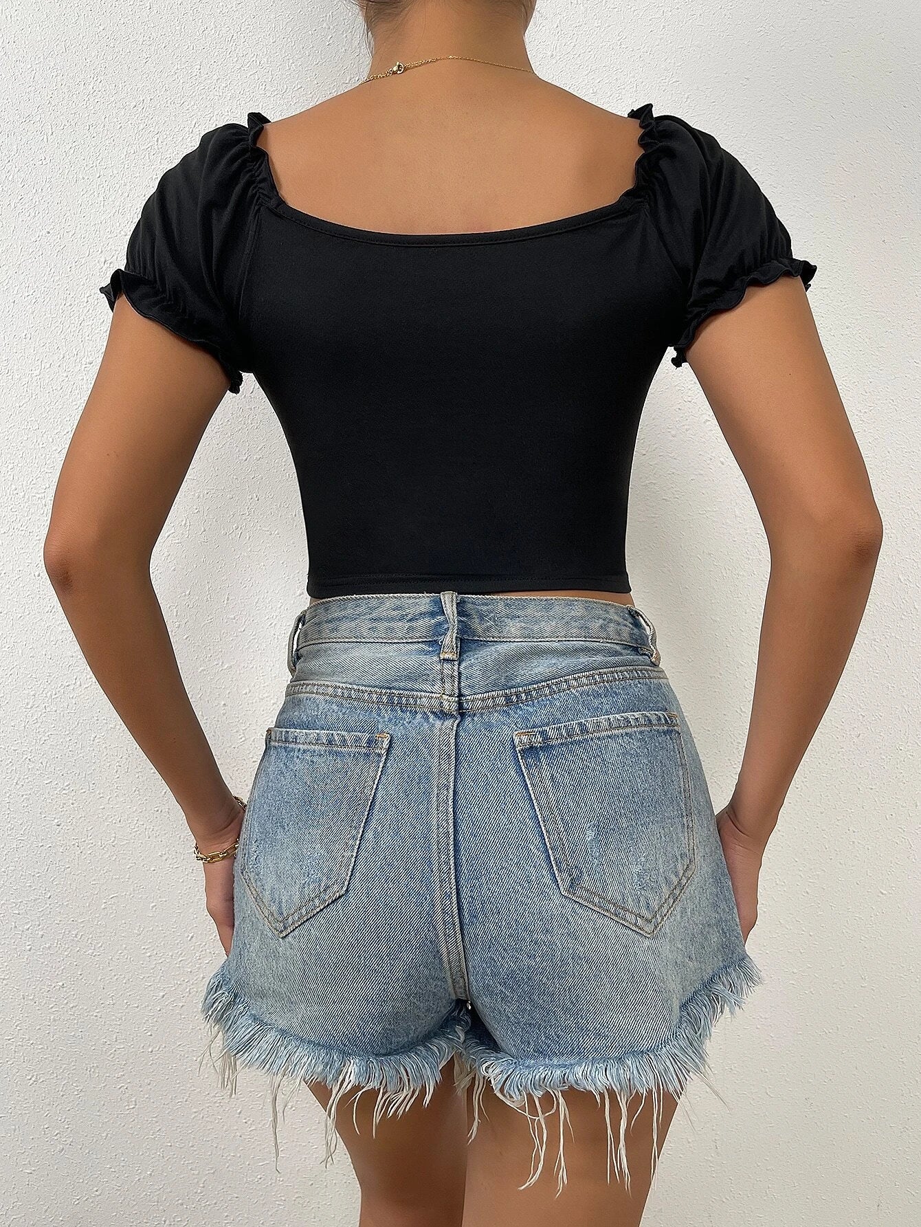 Raffinéa Ruched Front Sweetheart Neck Puff Sleeve Crop Tee shein