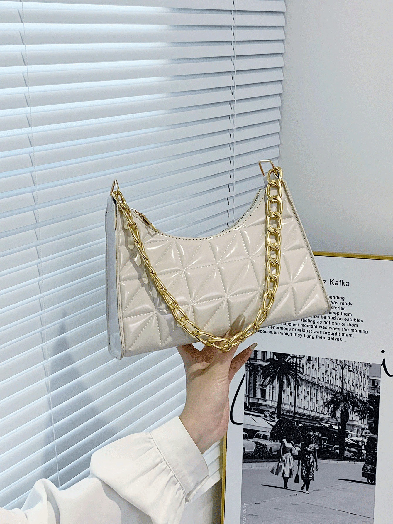 Quilted Detail Chain Bag shein