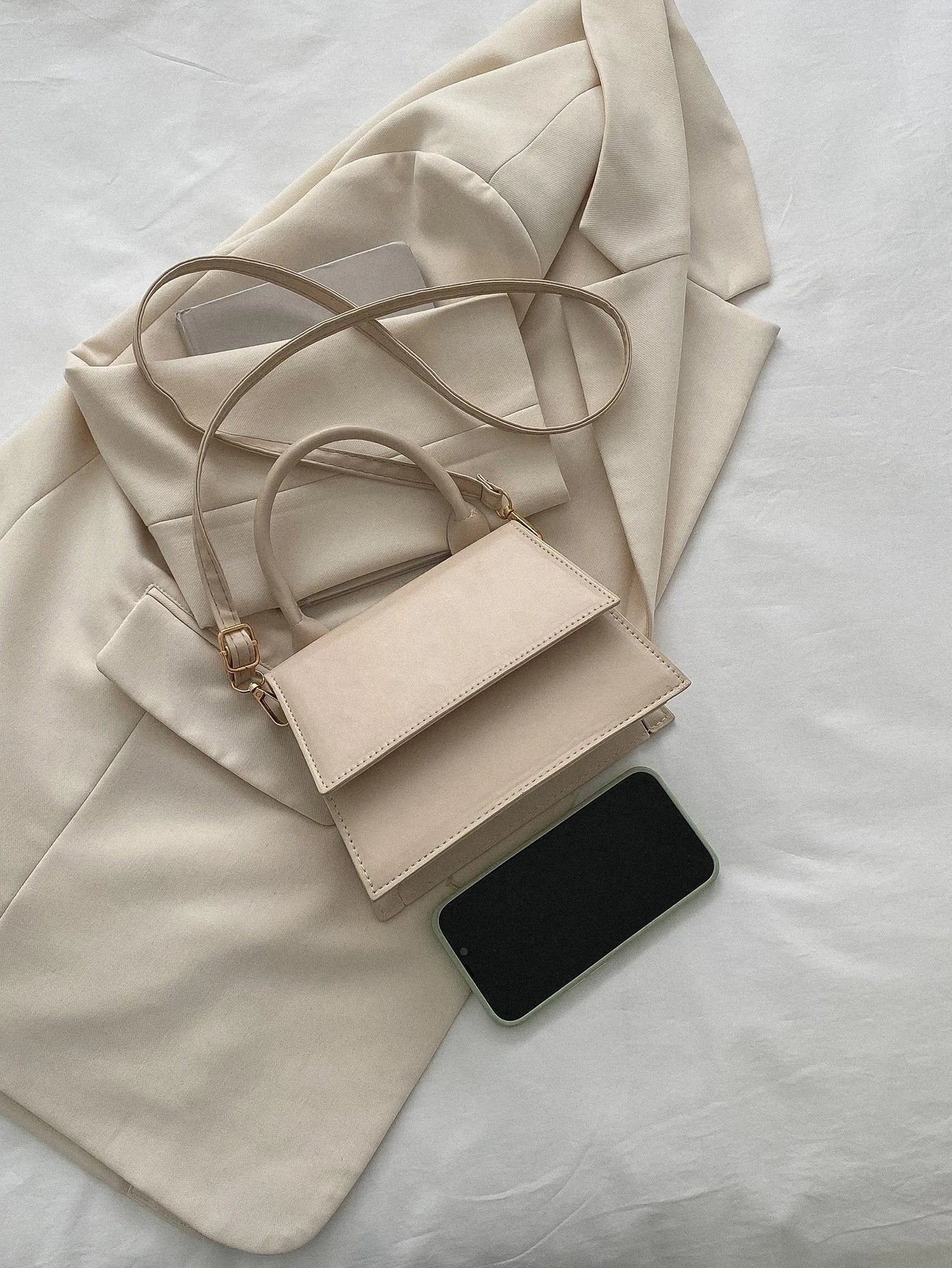 Fashionable Solid Color Flap Mini Handbag shein