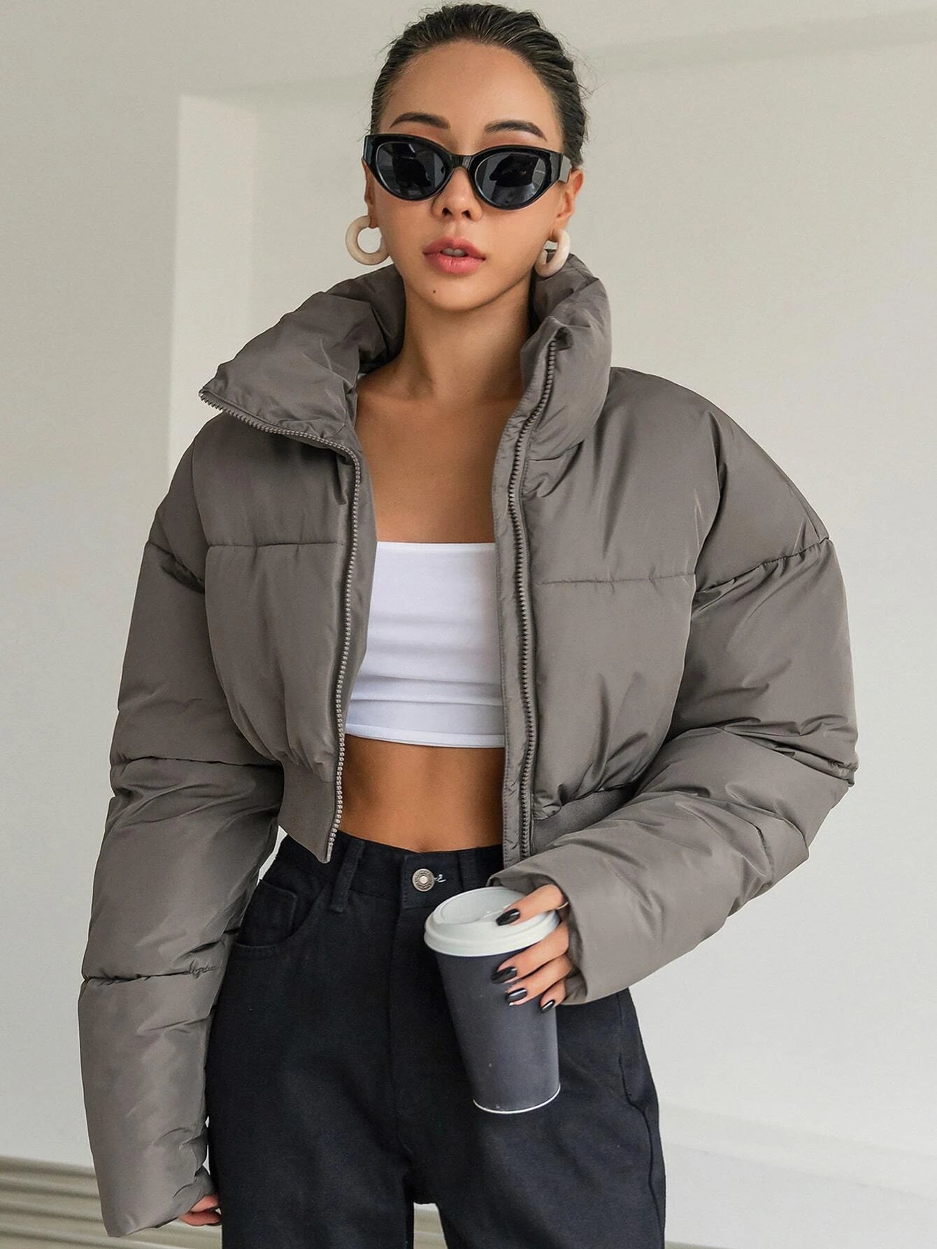 DAZY Drop Shoulder Zipper Crop Puffer Thick Pockets Coat shein