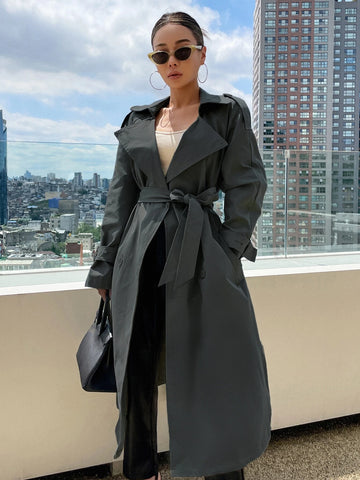 DAZY Raglan Sleeve Epaulettes Design Belted Trench Coat shein