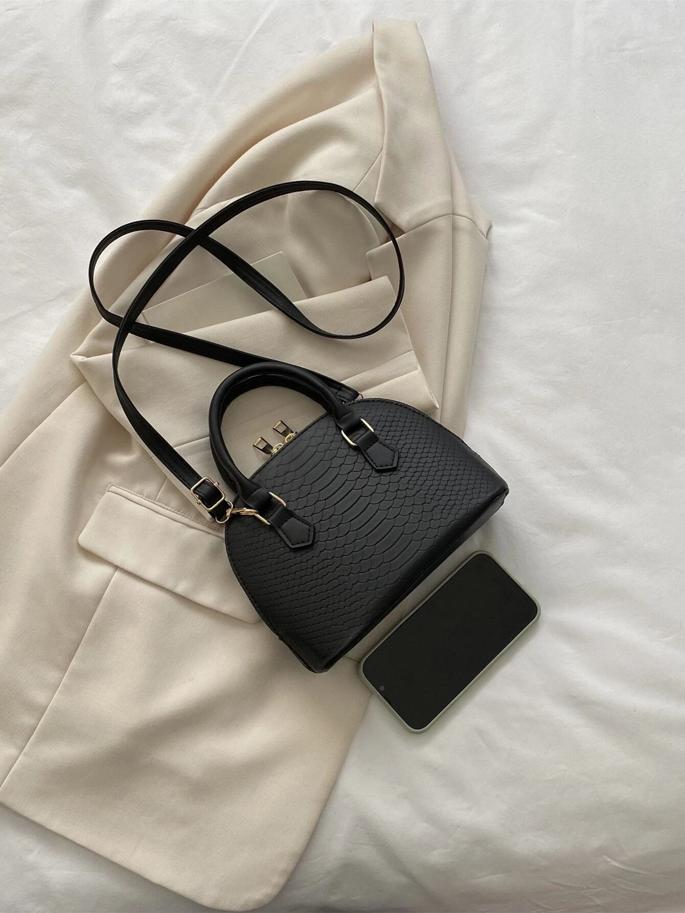 Solid Color Heart-Shaped Embossed Shell Tote Crossbody Bag shein