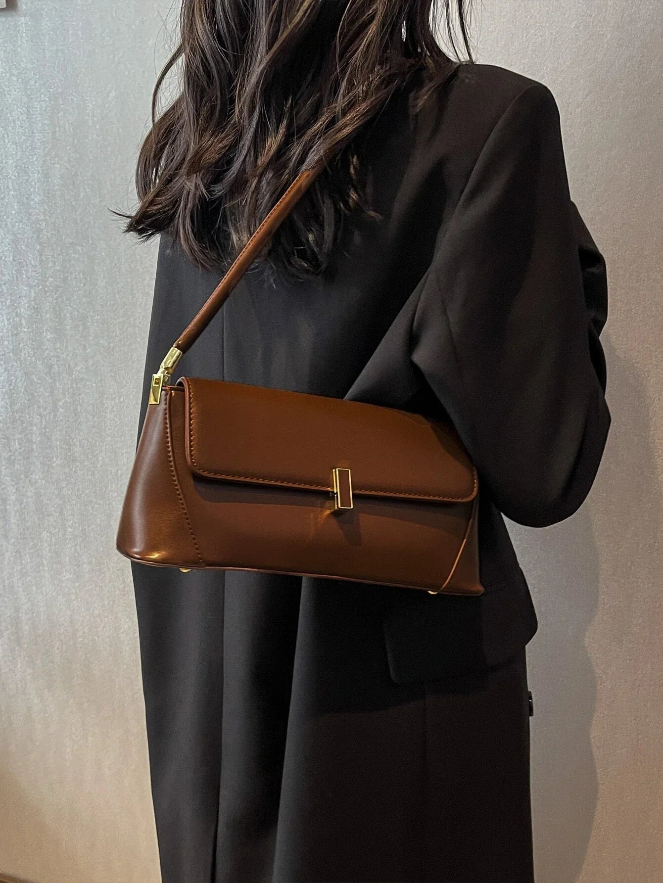 Minimalist Fashionable Vintage Commute Casual Women Handbag shein