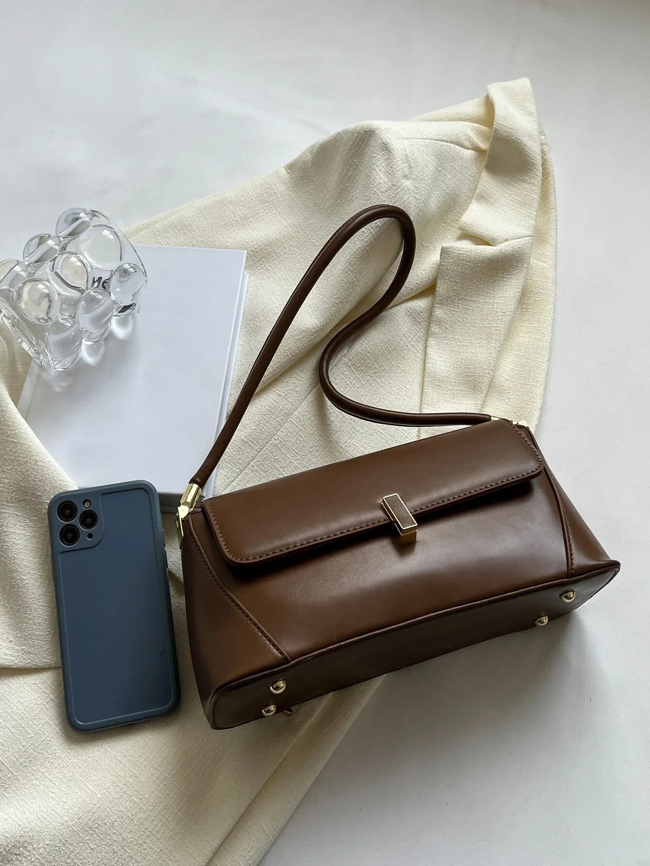 Minimalist Fashionable Vintage Commute Casual Women Handbag shein