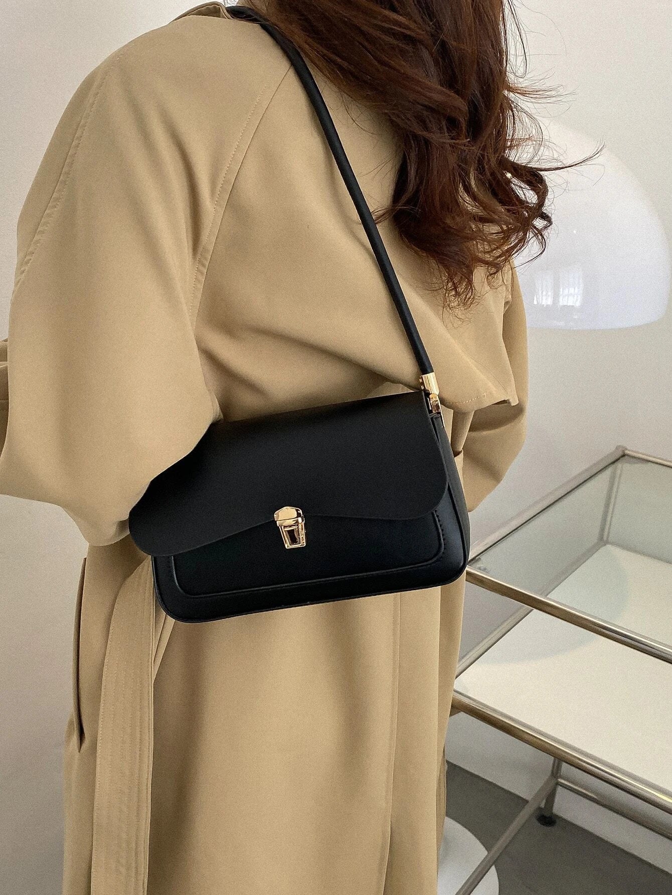 Metal Lock Flap Square Bag shein
