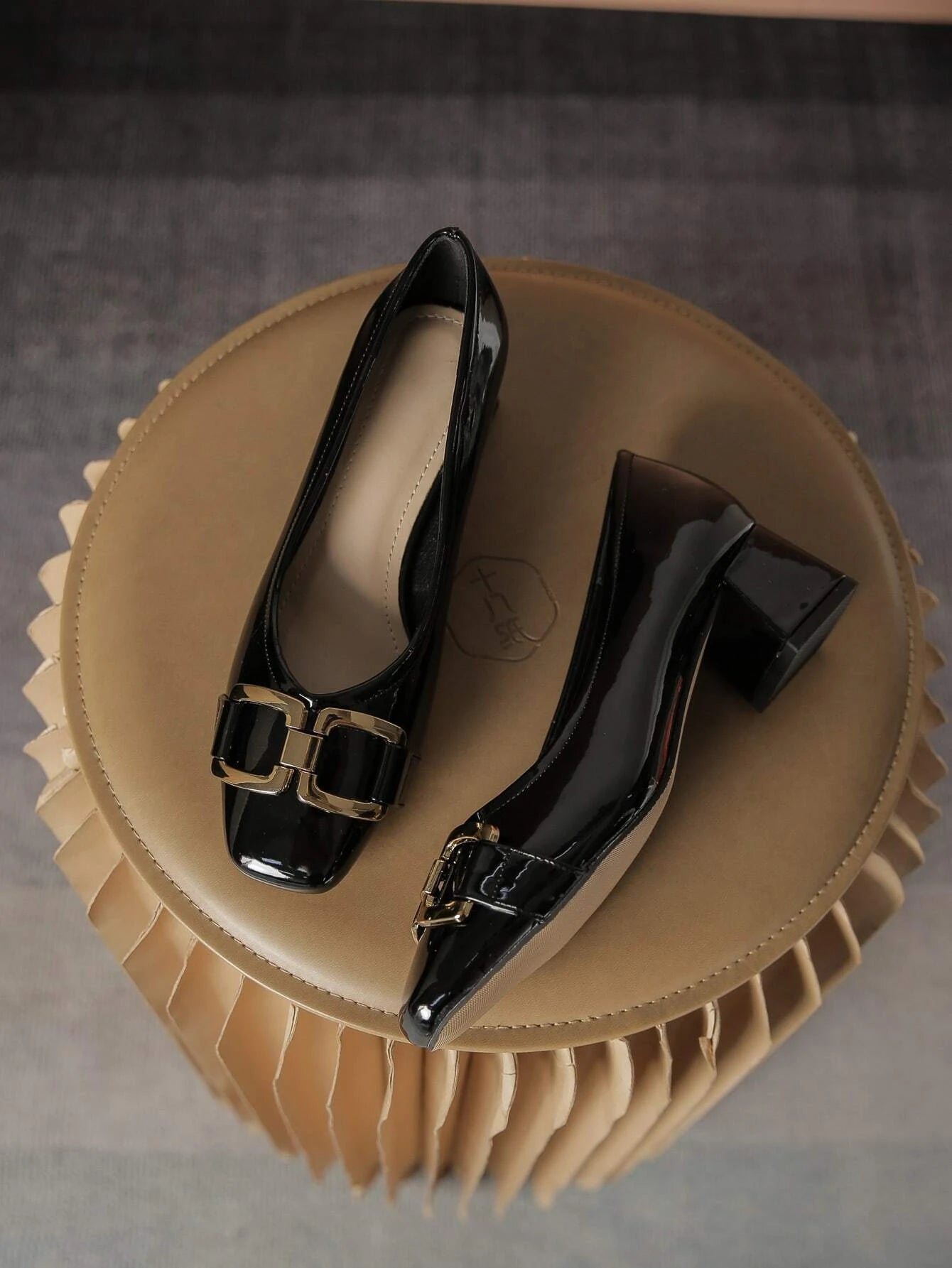 Chain Decor Square Toe Chunky Heeled Court Pumps, Black Elegant Pure Metallic Color High Heeled Shoes shein