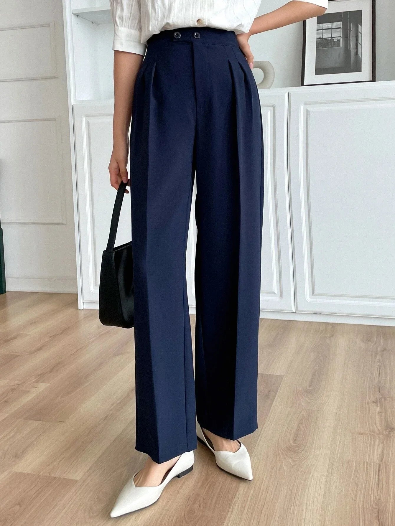 Solid Color Buttoned Straight Leg Regular Fit Casual Pants shein