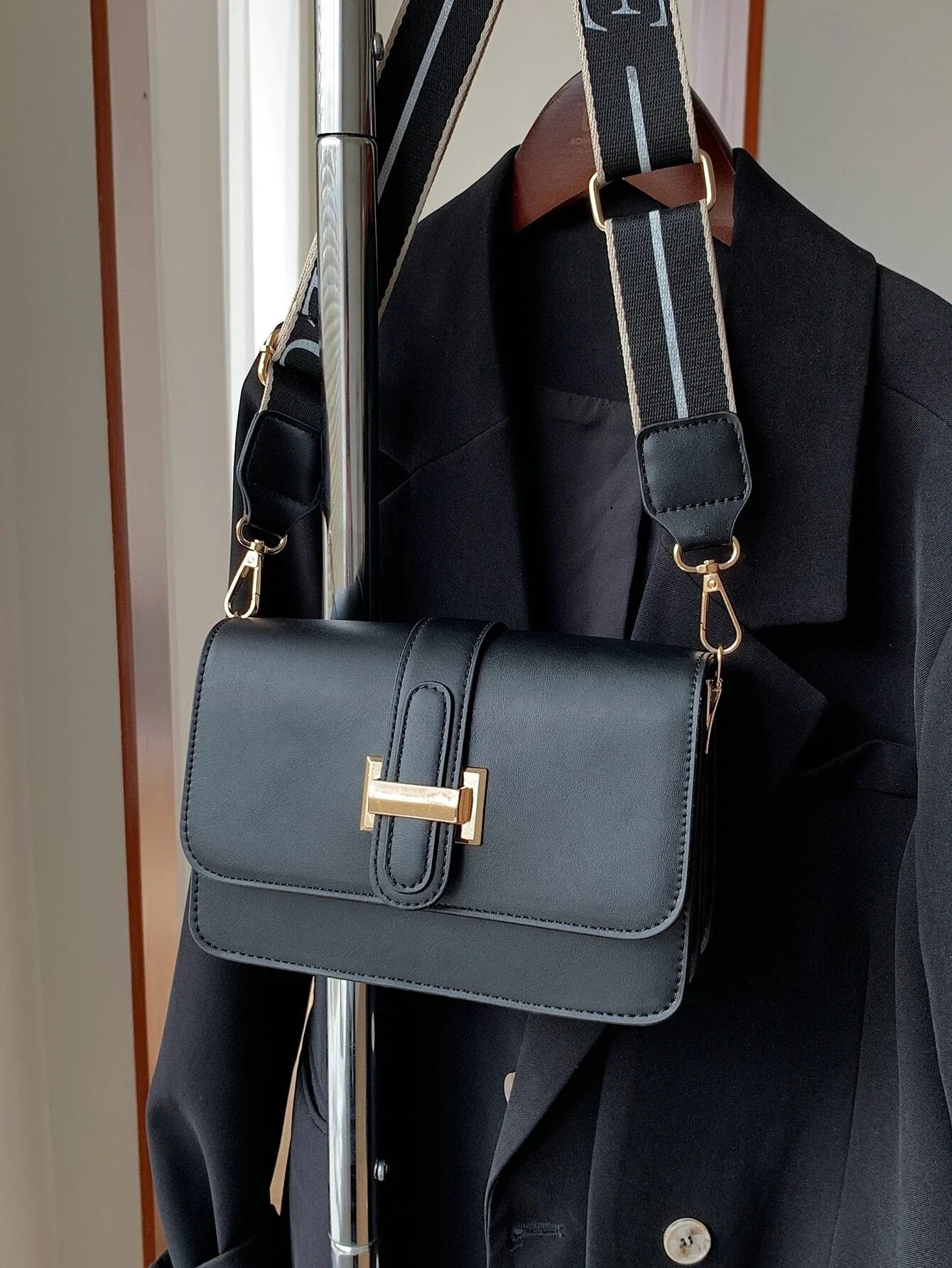 Lightweight,Business Casual Mini Flap Crossbody Bag shein