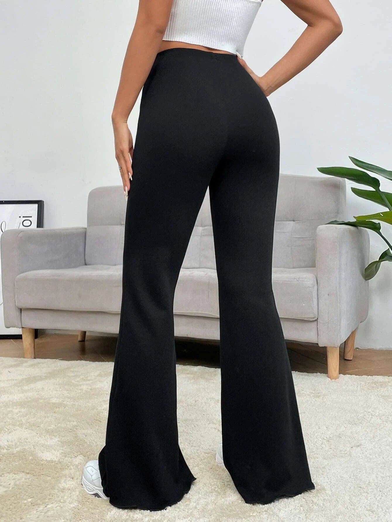 EZwear Balletcore Seam Front Flare Leg Back Pants Shein