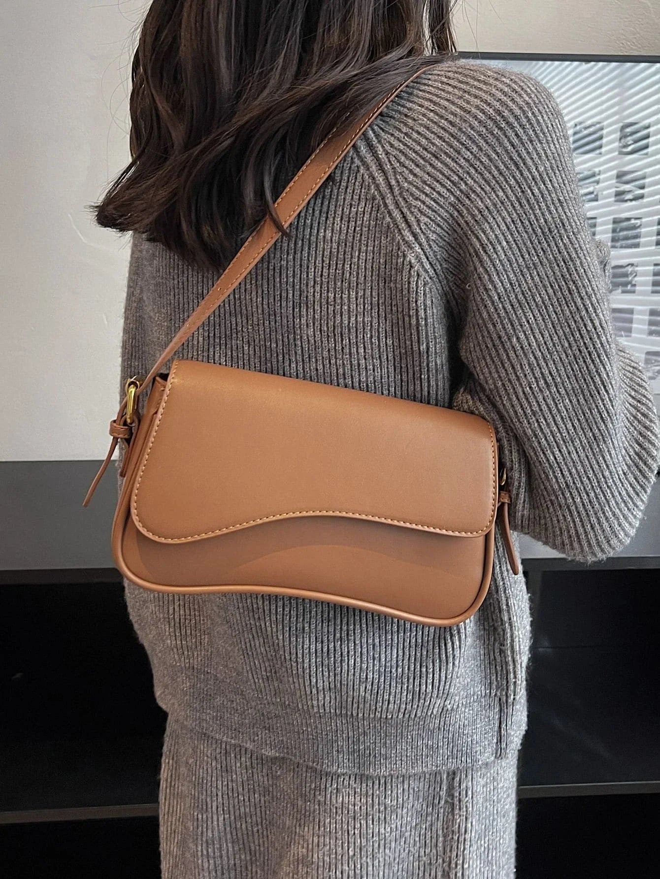 Dopamine Fashionable Women Crossbody Bag shein