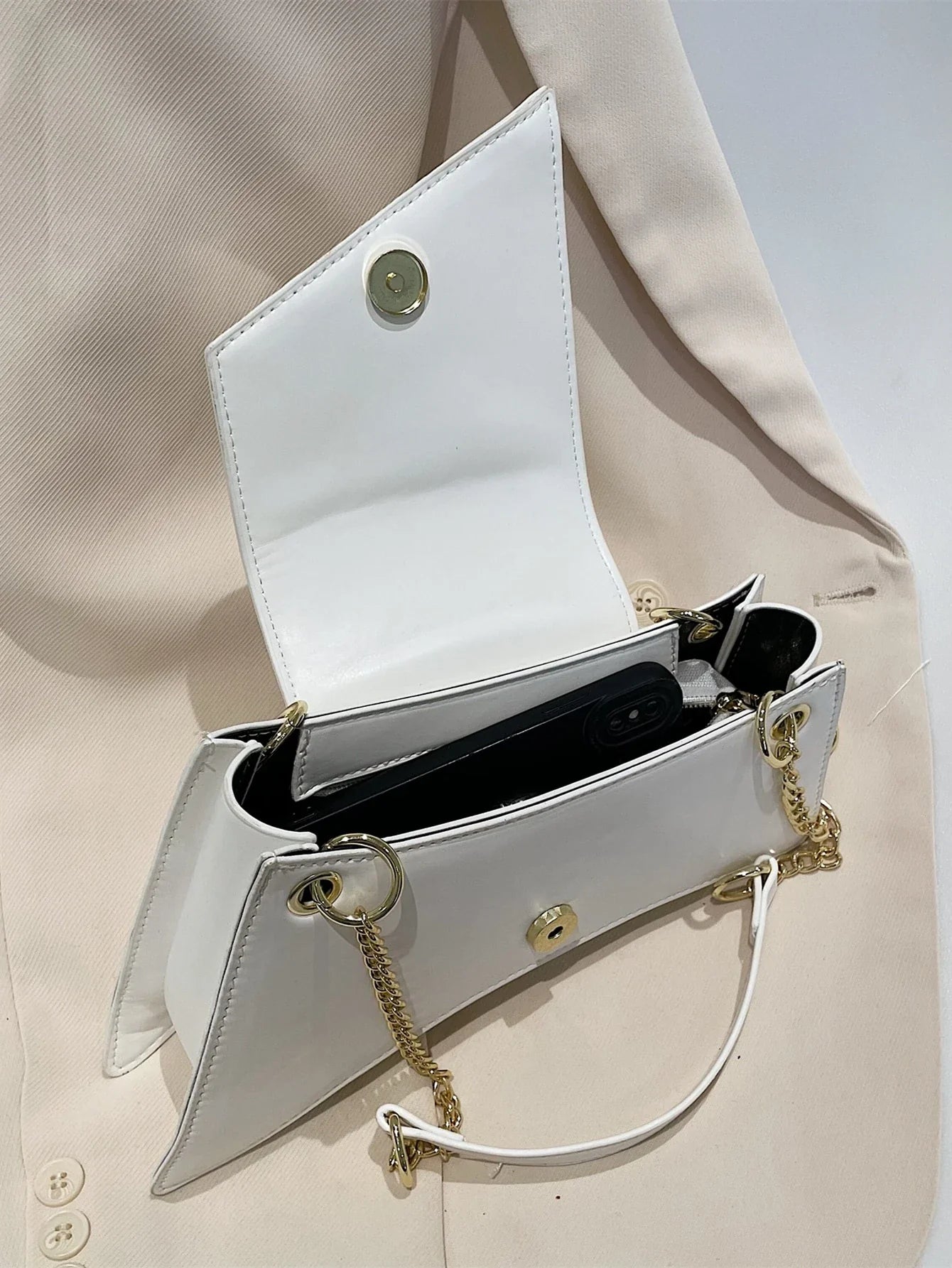 Minimalist Chain Novelty Bag shein