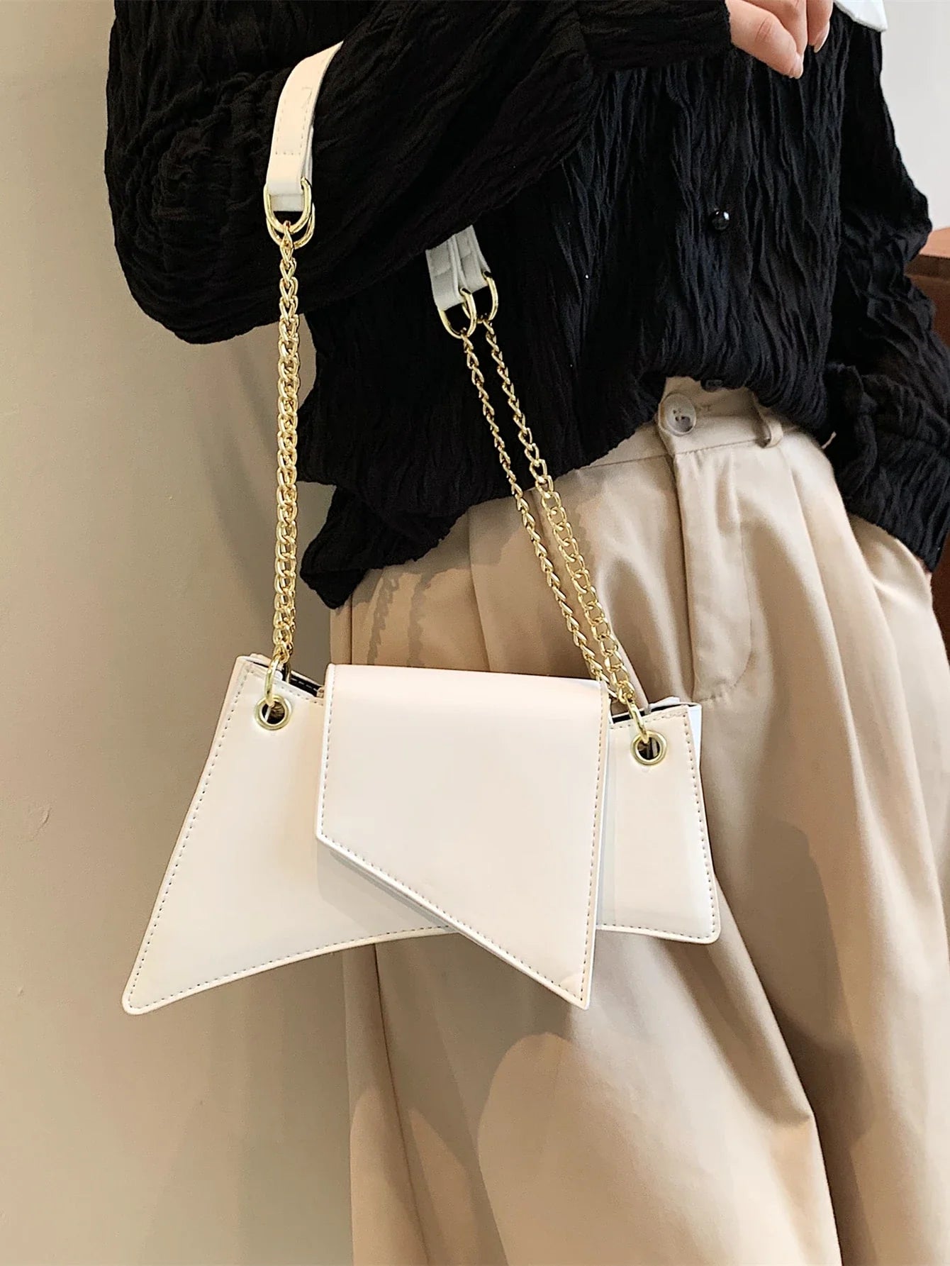 Minimalist Chain Novelty Bag shein