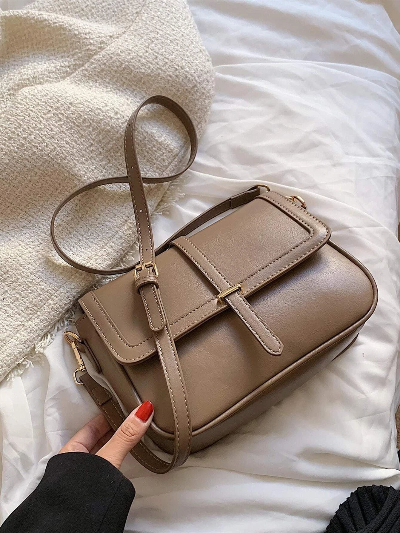 Lightweight,Business Casual Vintage Design Flap Square Bag shein