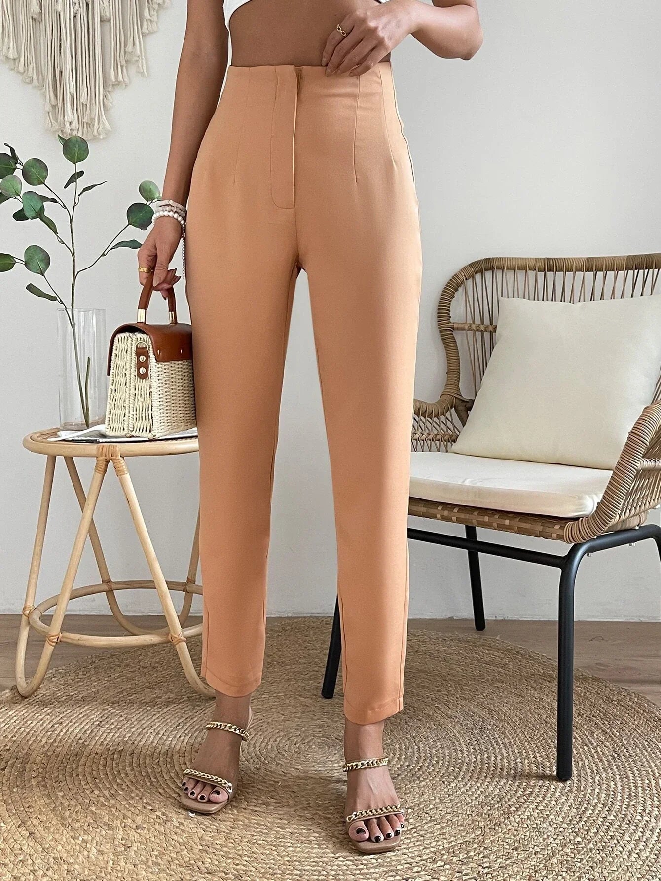 Essnce Plicated Detail Carrot Pants shein