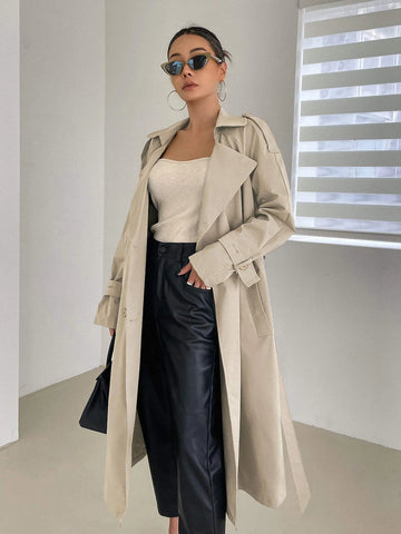 DAZY Raglan Sleeve Epaulettes Design Belted Trench Coat shein