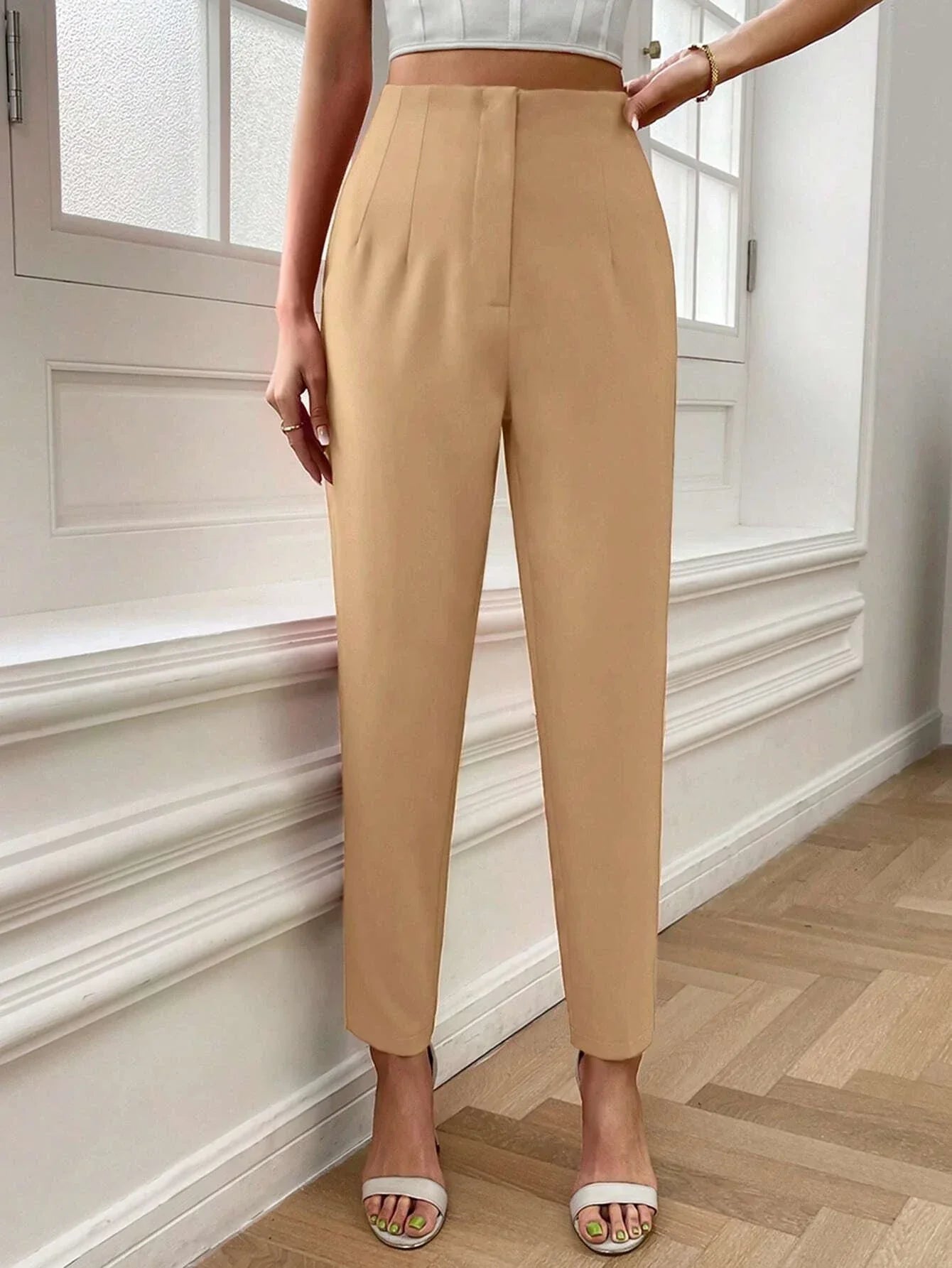 Essnce Plicated Detail Carrot Pants shein