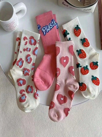 4pairs Women Strawberry & Letter Graphic Sweet Style Crew Socks shein