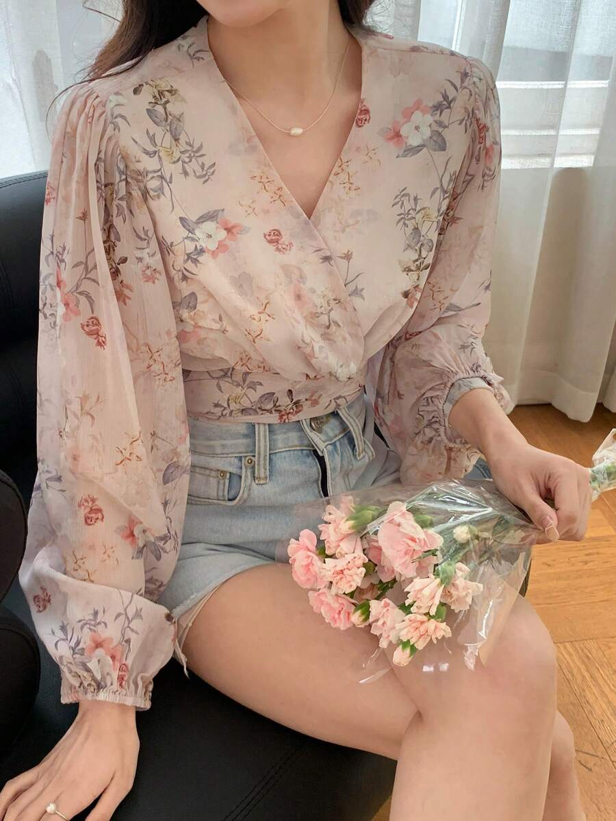 DAZY Floral Print Tie Back Lantern Sleeve Blouse shein