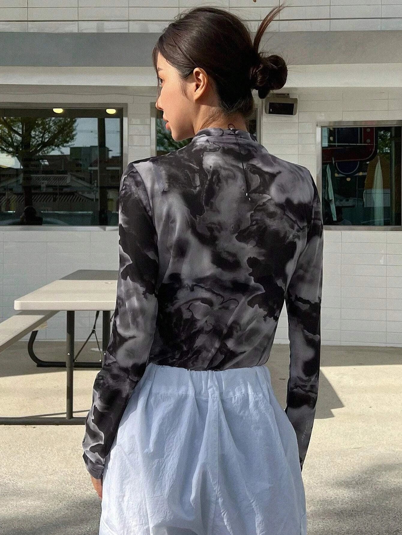 DAZY Ladies Stand Collar Tie Dye Top shein