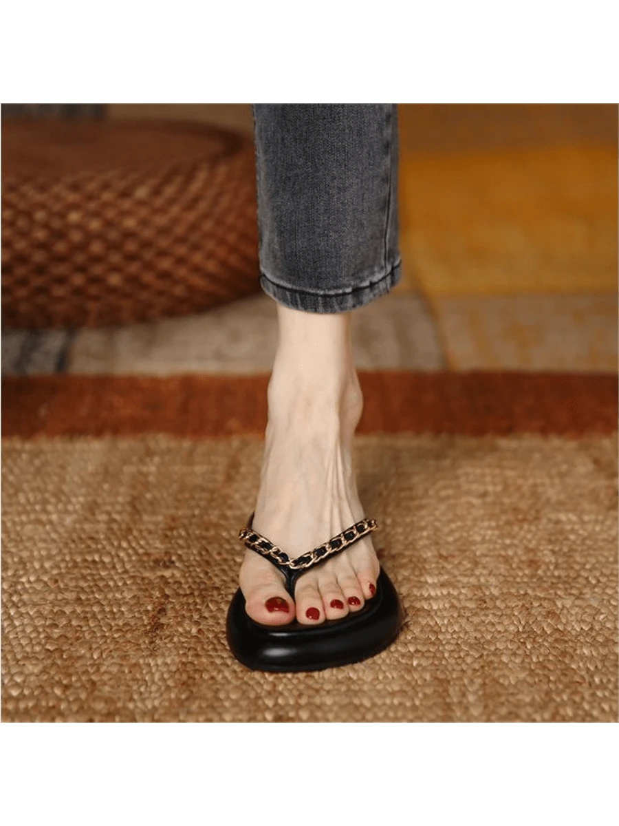Fashionable Thong Sandals For Women, Chain Decor Flat Sandals shein