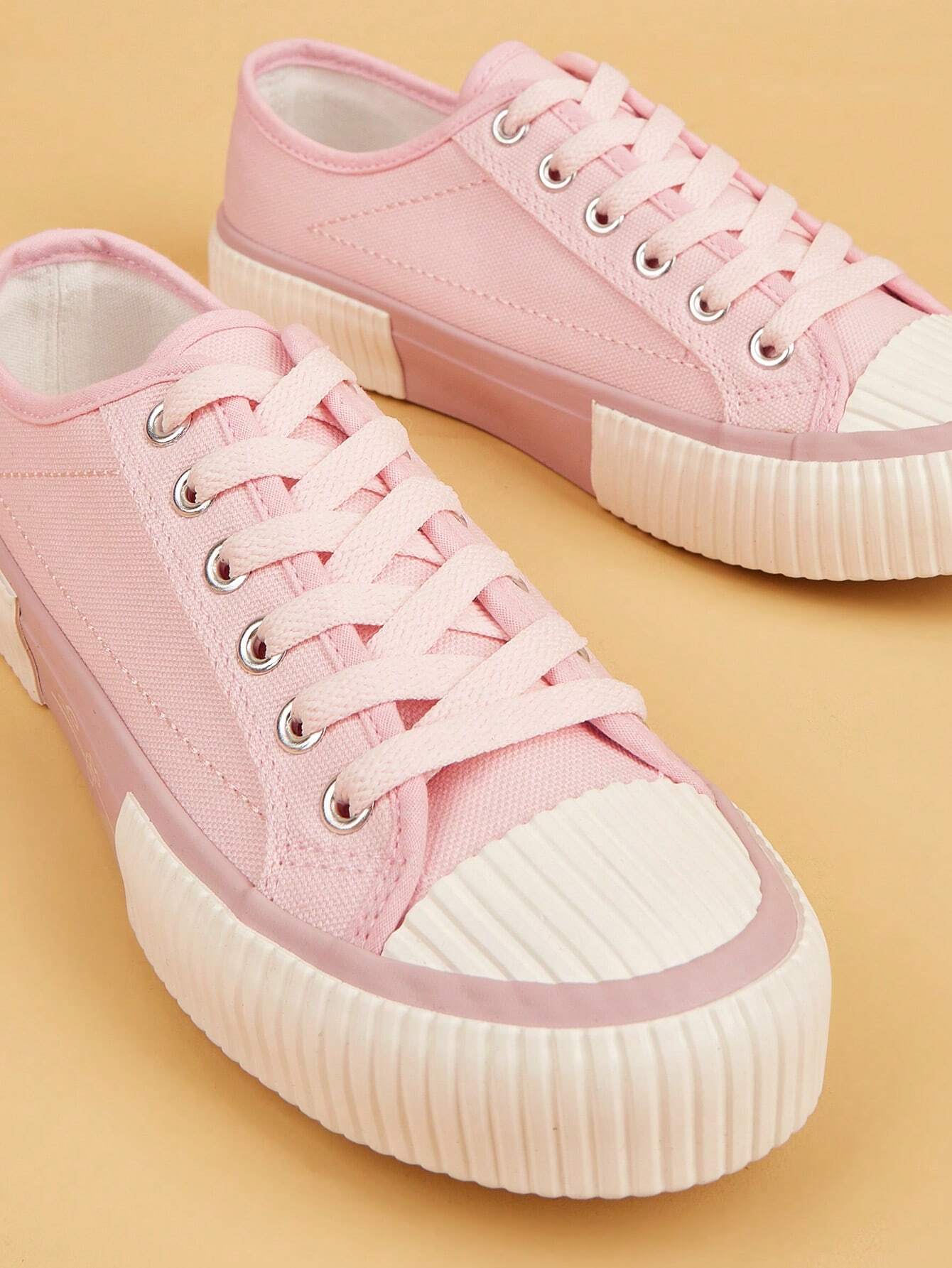 Women Low Top Wide Fit Canvas Sneakers shein