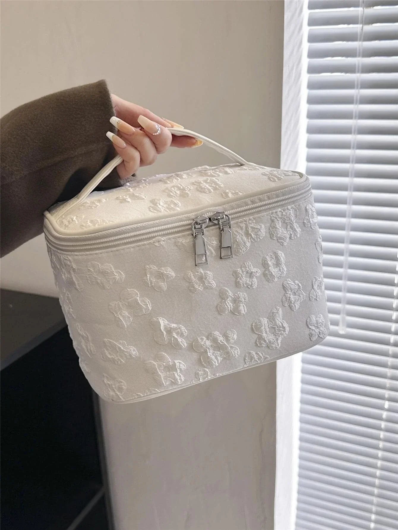 Floral Pattern Makeup Bag Top Handle Zip Around shein