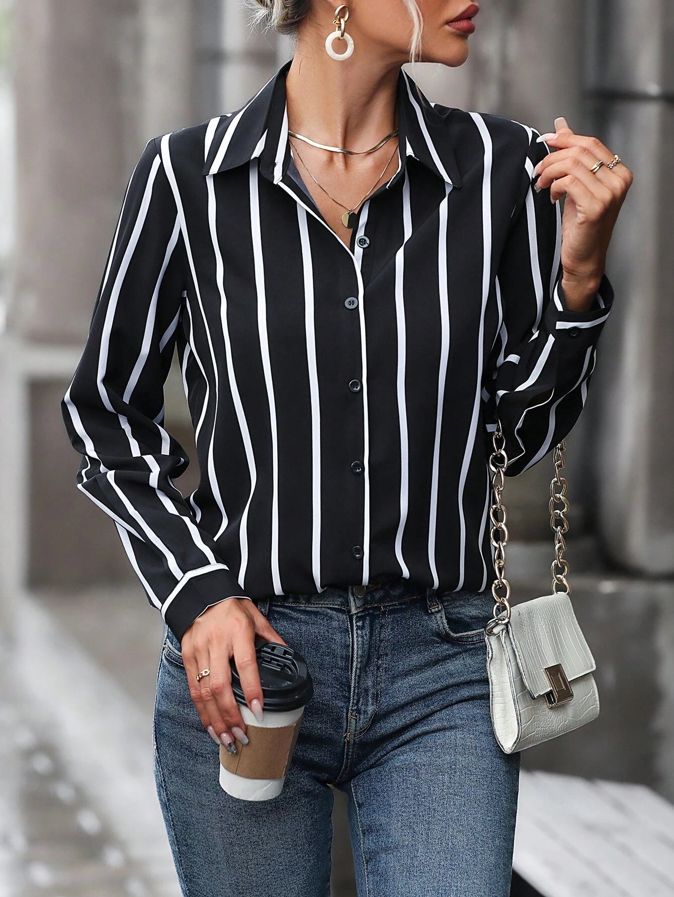 Clasi Vertical Striped Print Button Up Shirt shein