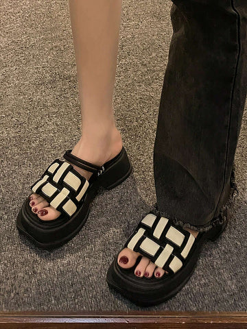 Women Braided Detail Flatform Slide Sandals