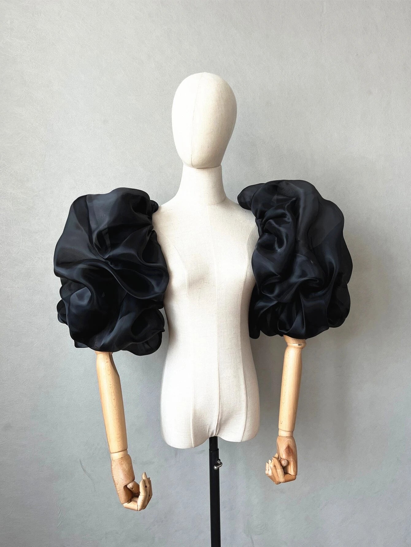 One piece black organza puff sleeves 2 elasticated bridal sleeves shein