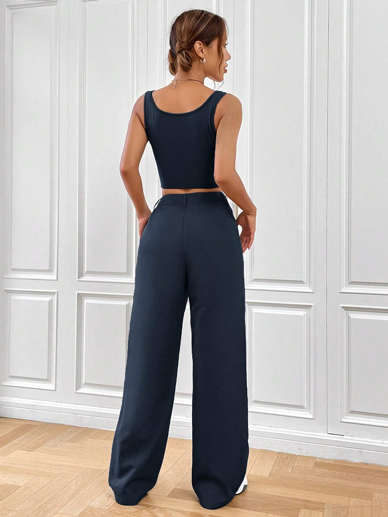 EZwear Solid Crop Tank Top & Pants shein