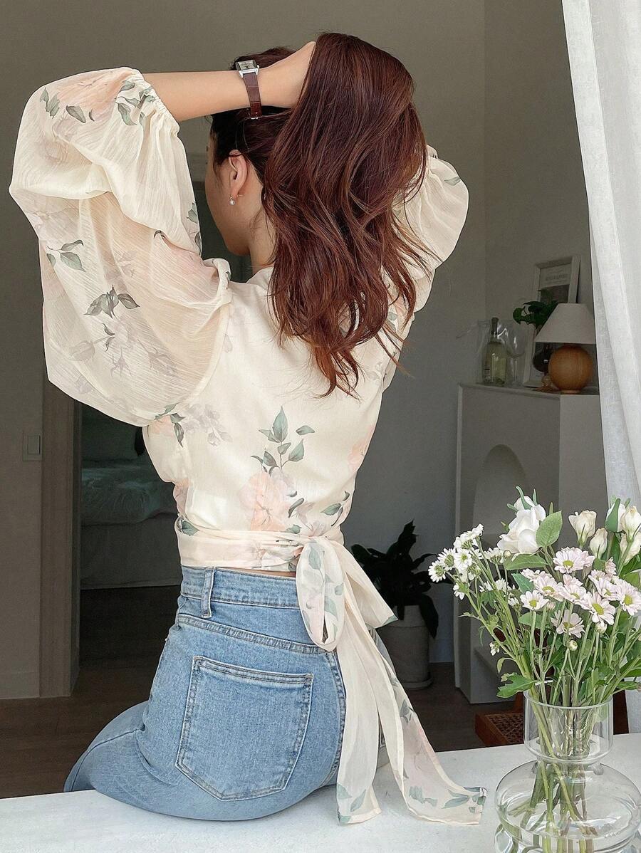 DAZY Floral Print Tie Back Lantern Sleeve Blouse shein