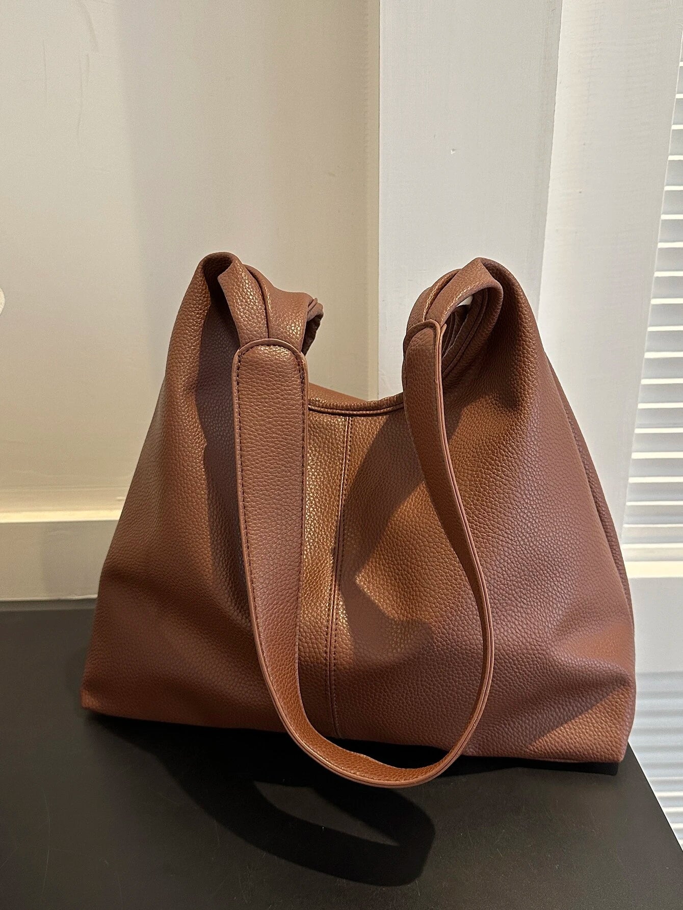 New Fashion All-Match Texture Solid Color PU Shoulder Bag shein