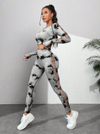 Seamless & Dye Hollow Out Sports Set Outfit Set shein