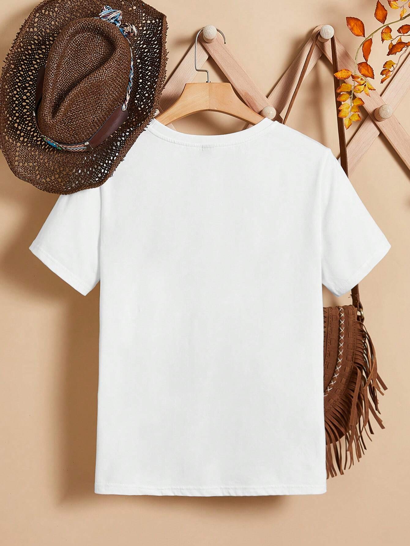 EMERY ROSE Casual Heart-Shaped Patterned Round Neck Women's Short Sleeve T-Shirt shein