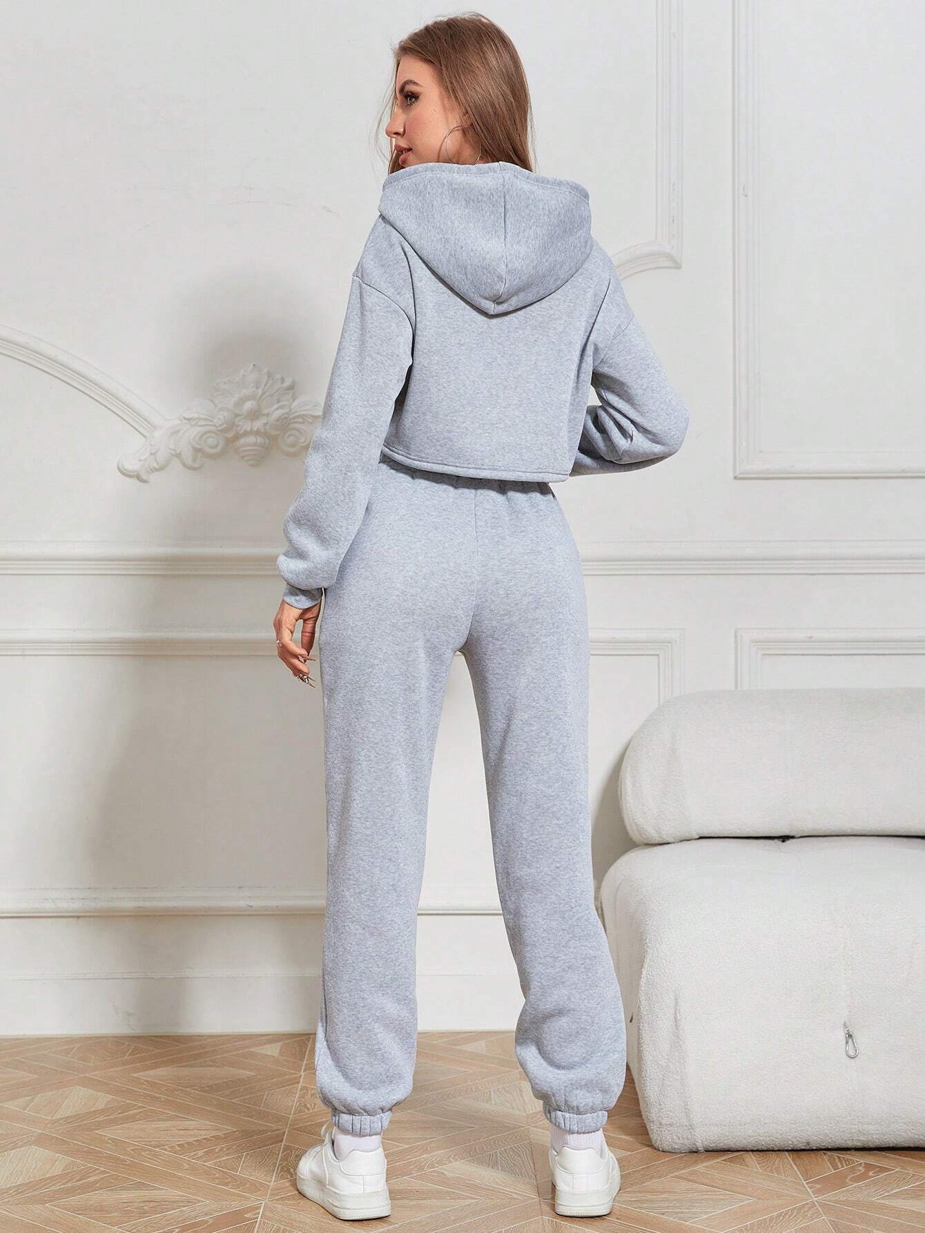 EZwear Drop Shoulder Drawstring Hem Thermal Lined Crop Hoodie & Sweatpants shein