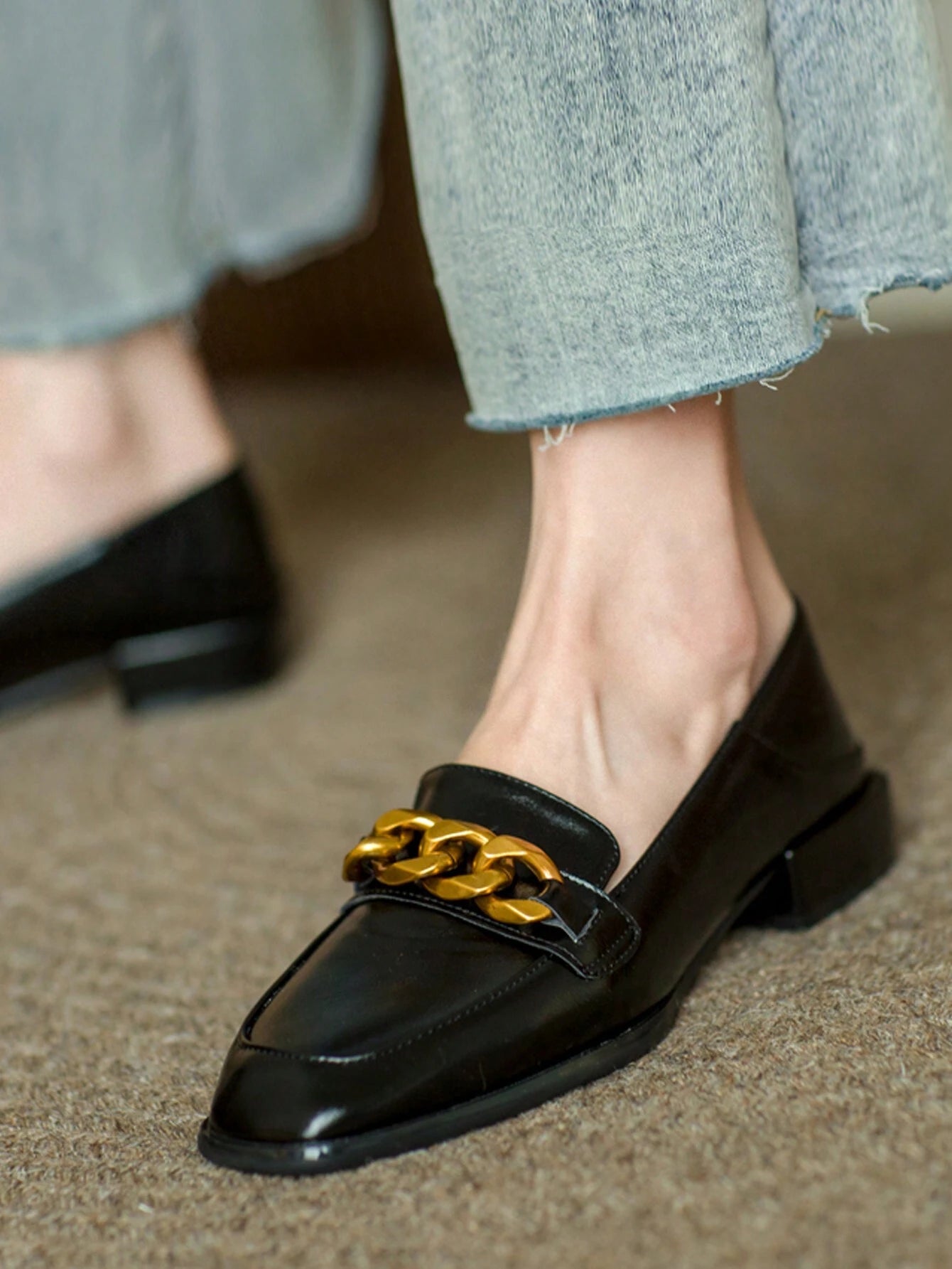 Women's Flat Loafers With Retro Square Toe Design shein