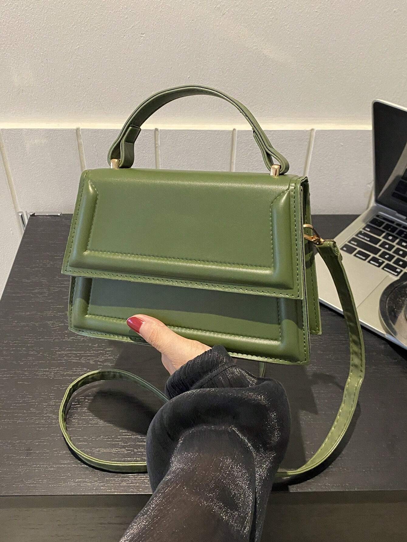 Fashionable Solid Color Flap Mini Handbag shein