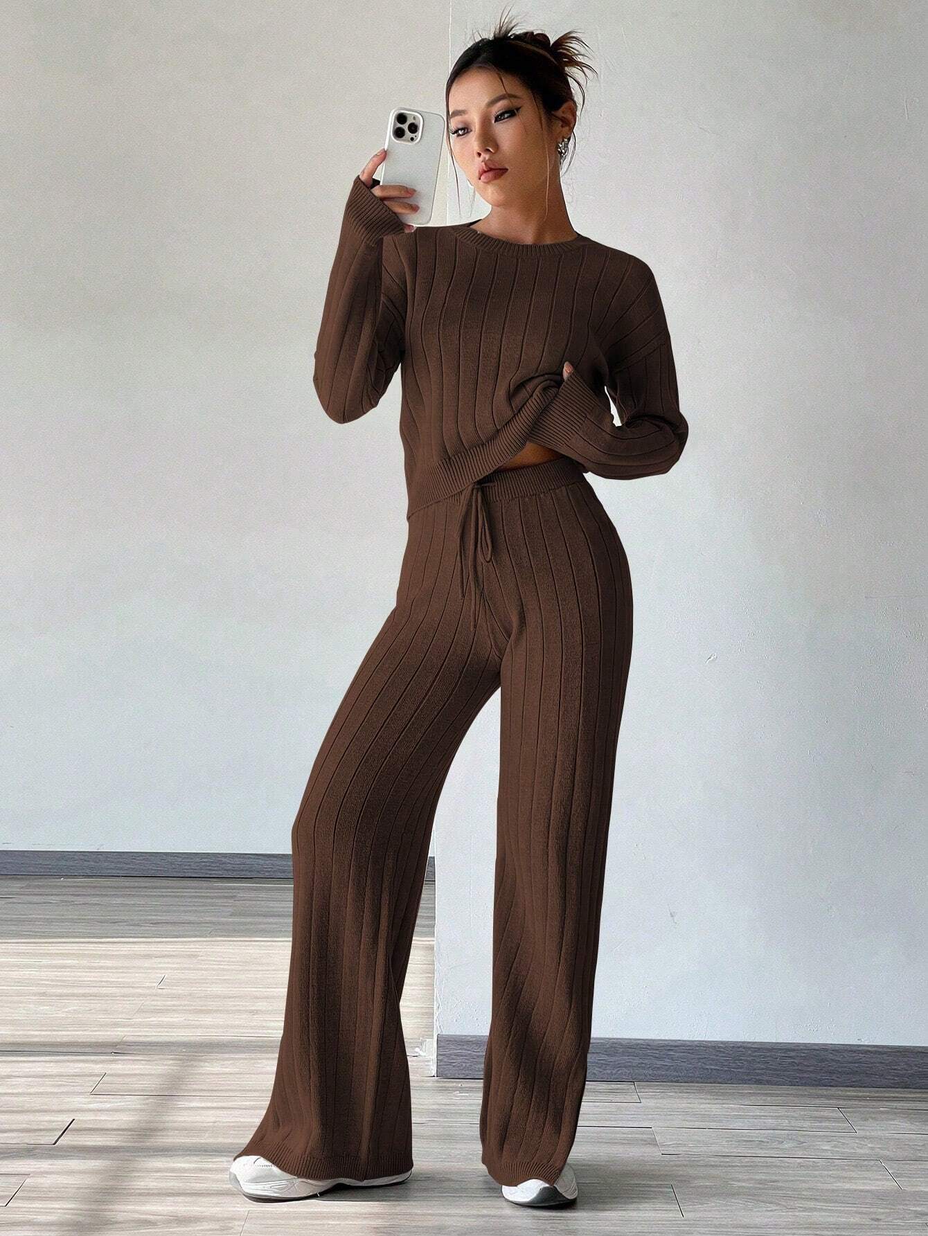 MOOSTA Solid Sweater & Drawstring Waist Knit Pants shein