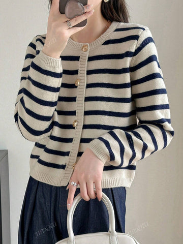 Women's Fashionable Casual Round Neck Colorblock Stripe Cardigan