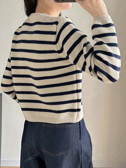 Women's Fashionable Casual Round Neck Colorblock Stripe Cardigan shein