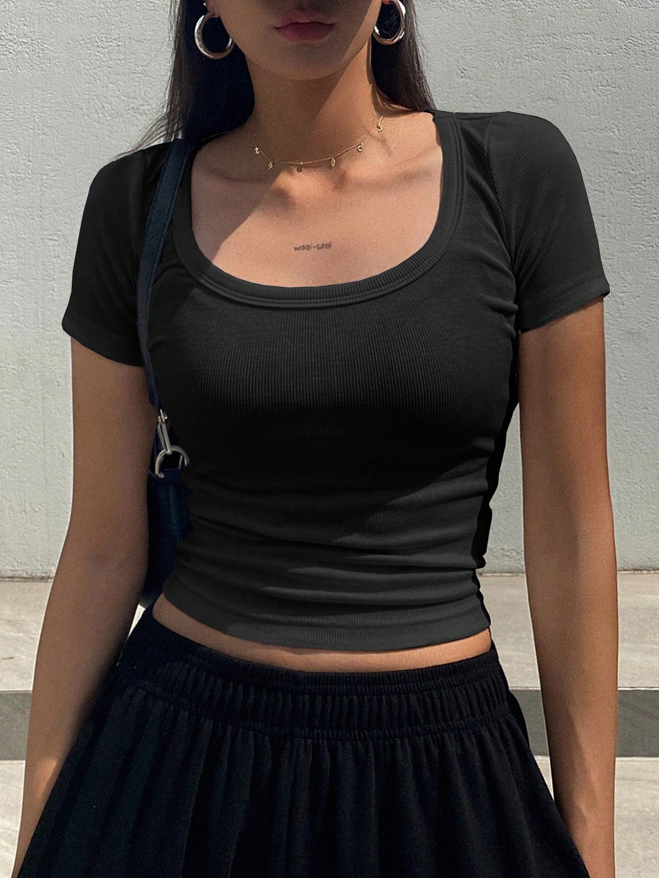 DAZY Crop Short Sleeve T-Shirt