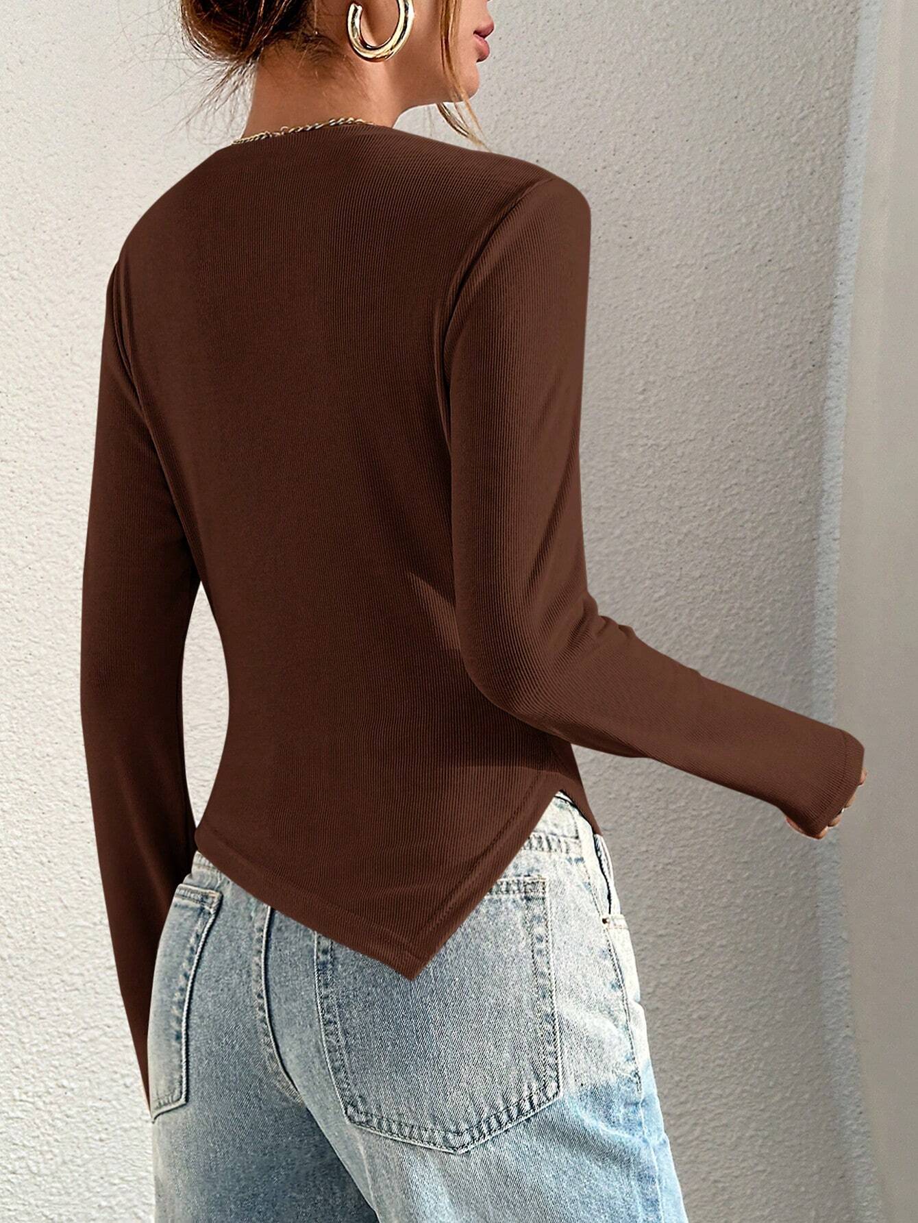 Essnce Ladies' Plain V-neck Slit Sleeve T-shirt shein