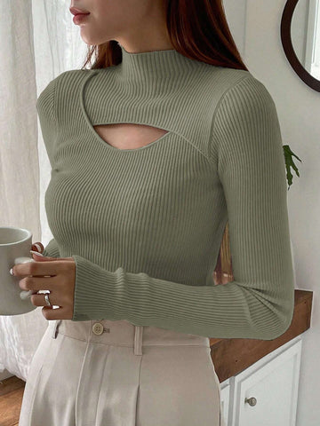 DAZY Solid Color Hollow Out Half Turtle Neck Sweater shein