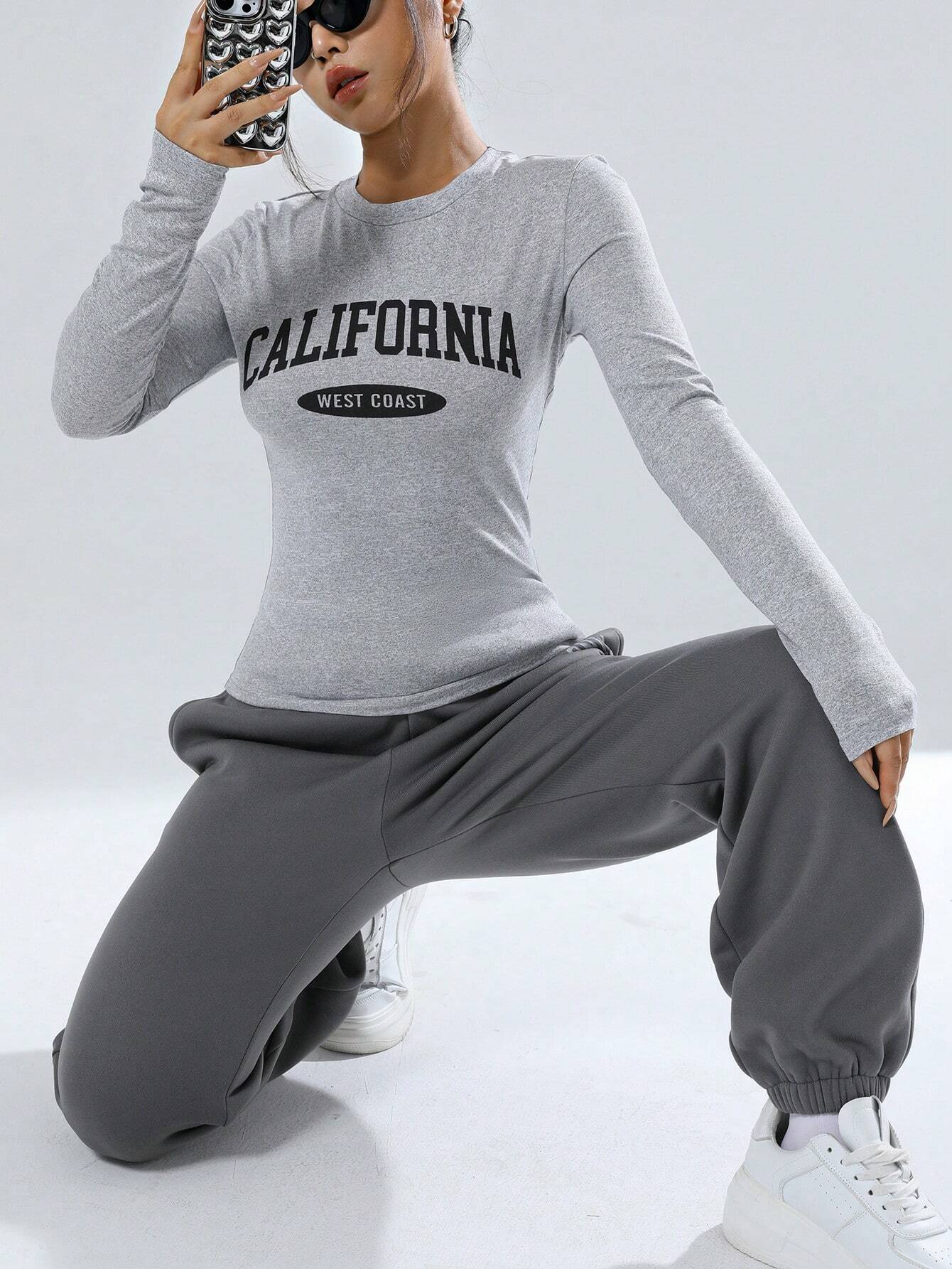 EZwear Spring ClothesLetter Graphic Tee & Sweatpants shein